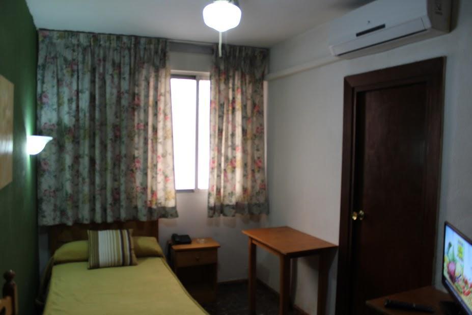 Pension Americano Almería Esterno foto